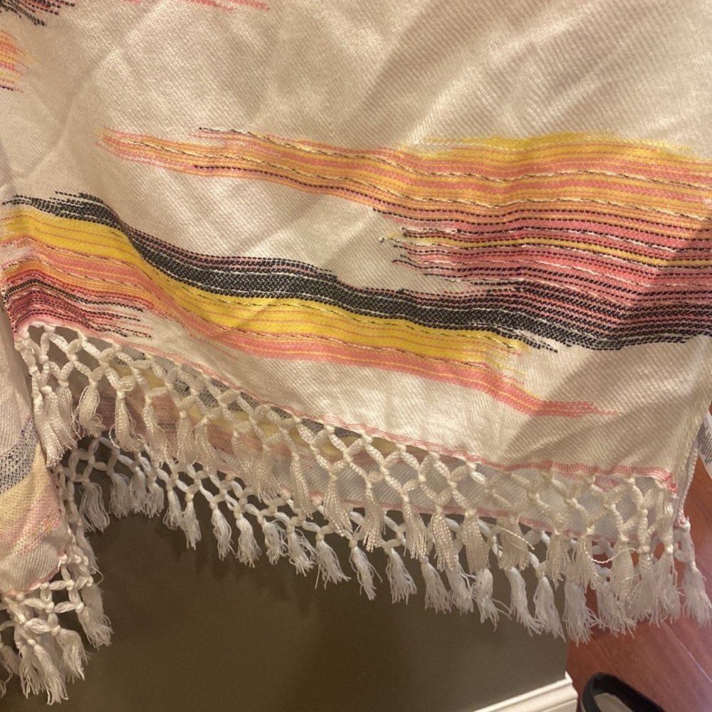 NWT Anthropologie Sunrise Embroidered Kimono | OS - Picture 3 of 9